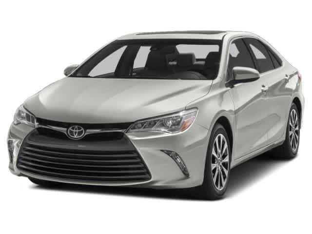 2015 Toyota Camry LE — photo 1 of 3