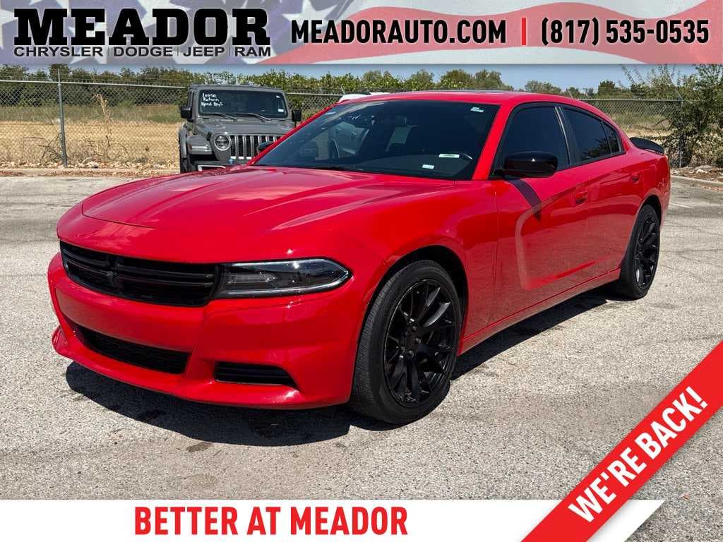 2020 Dodge Charger SXT — photo 1 of 24