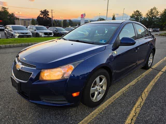 2012 Chevrolet Cruze 1LT — photo 1 of 9