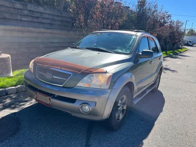 2005 Kia Sorento Base — photo 1 of 9