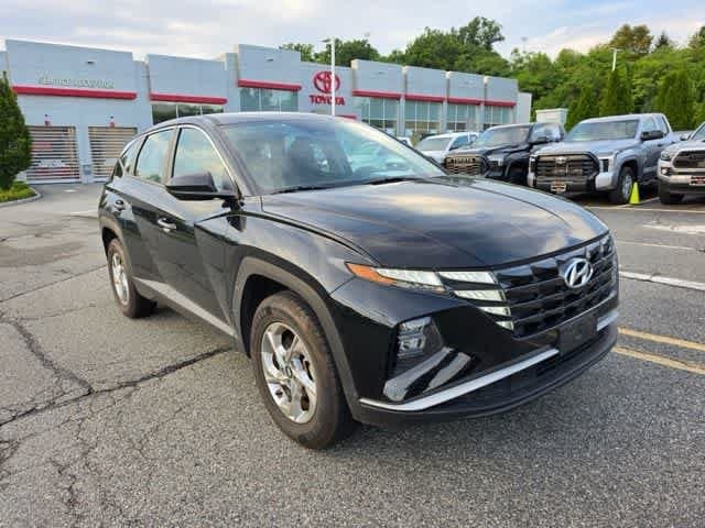 2022 Hyundai Tucson SE — photo 1 of 9