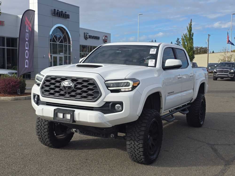 2021 Toyota Tacoma 4WD Base — photo 1 of 21