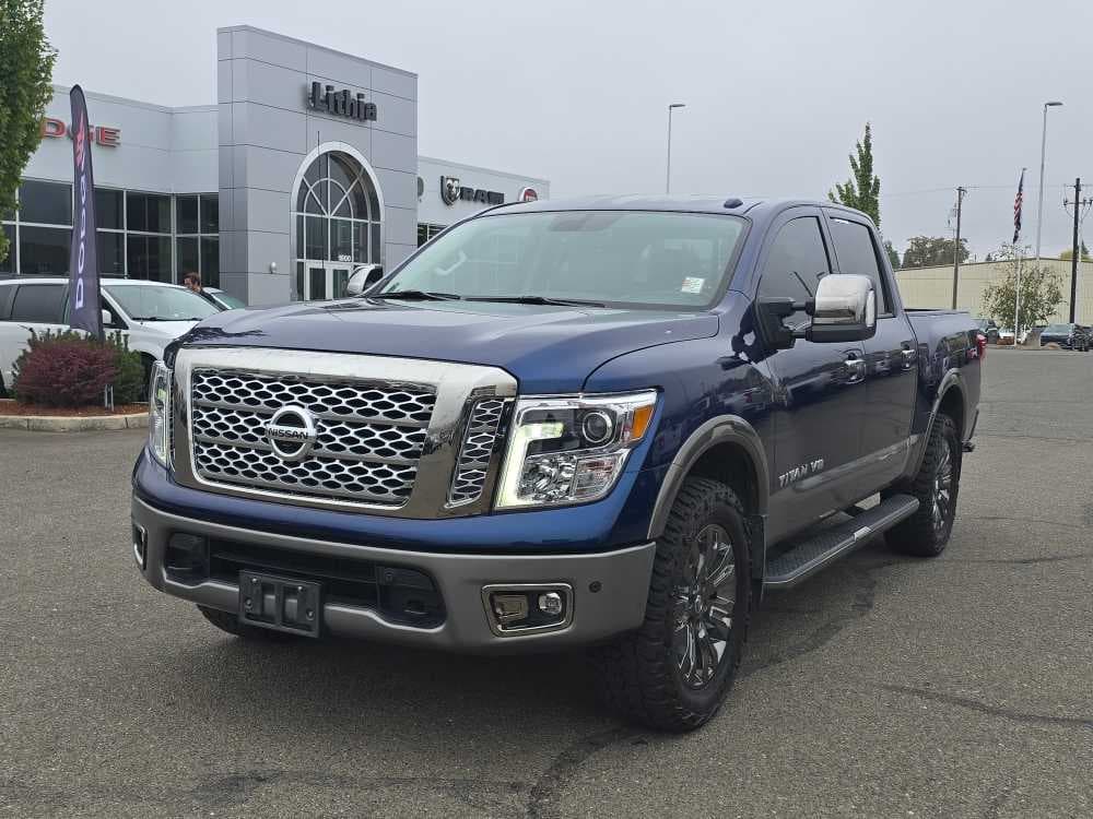2018 Nissan Titan Platinum Reserve — photo 1 of 21