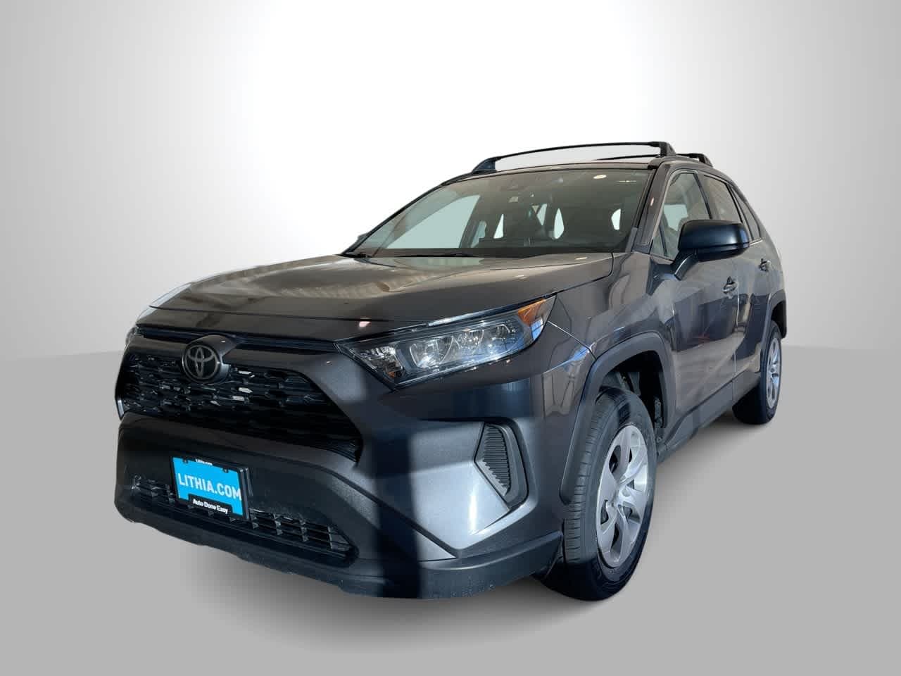 2021 Toyota RAV4 LE — photo 1 of 28