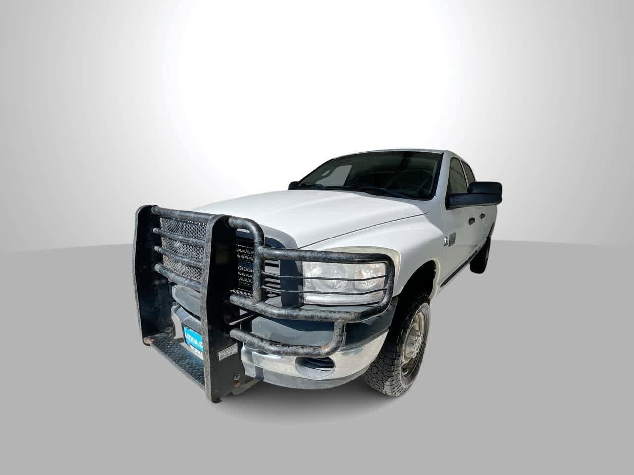 Foto de 2007 Dodge Ram 2500 ST 4WD Quad Cab 160.5