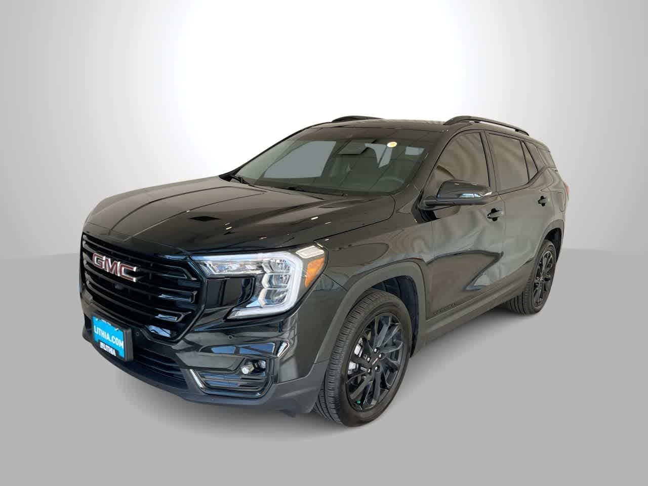 2024 GMC Terrain SLT — photo 1 of 27
