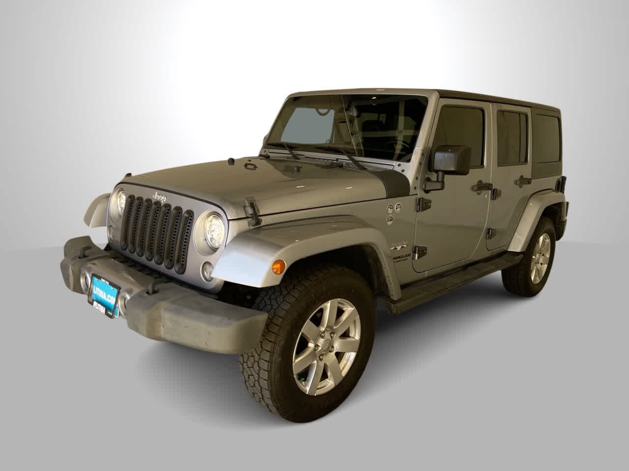 2017 Jeep Wrangler Unlimited Sahara — photo 1 of 27