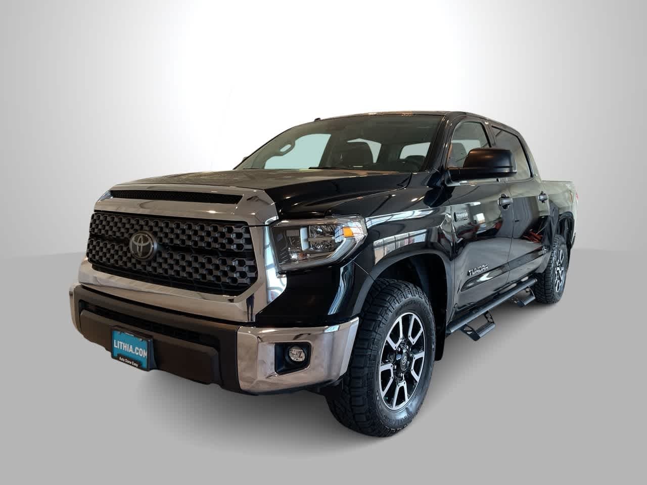 2018 Toyota Tundra 4WD SR5 — photo 1 of 27