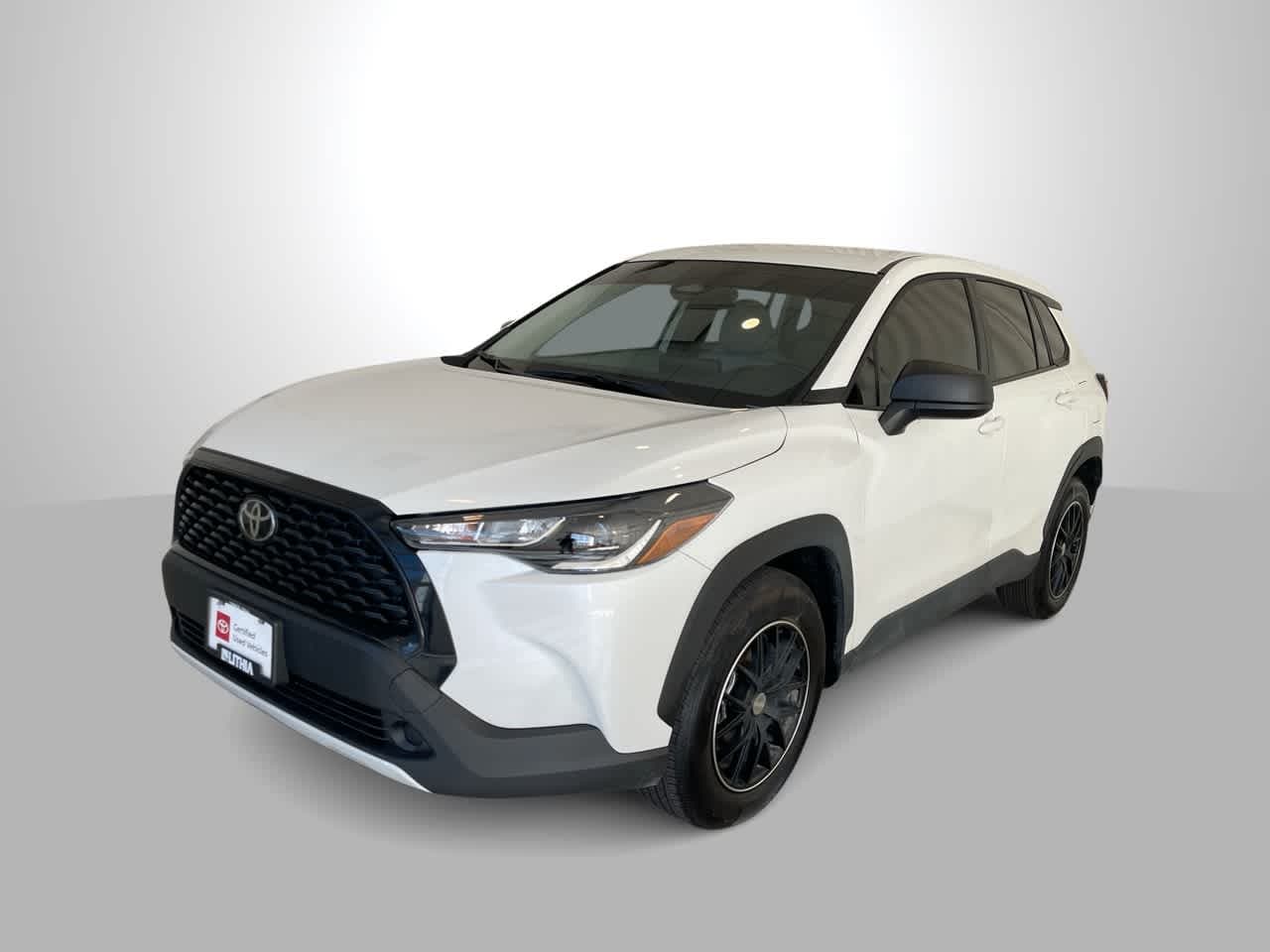 2024 Toyota Corolla Cross L — photo 1 of 27