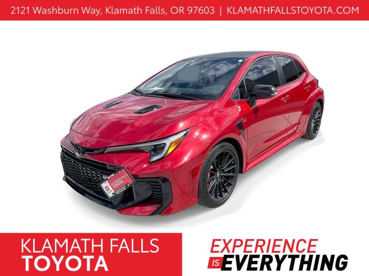 Foto de 2025 Toyota GR Corolla Premium Plus