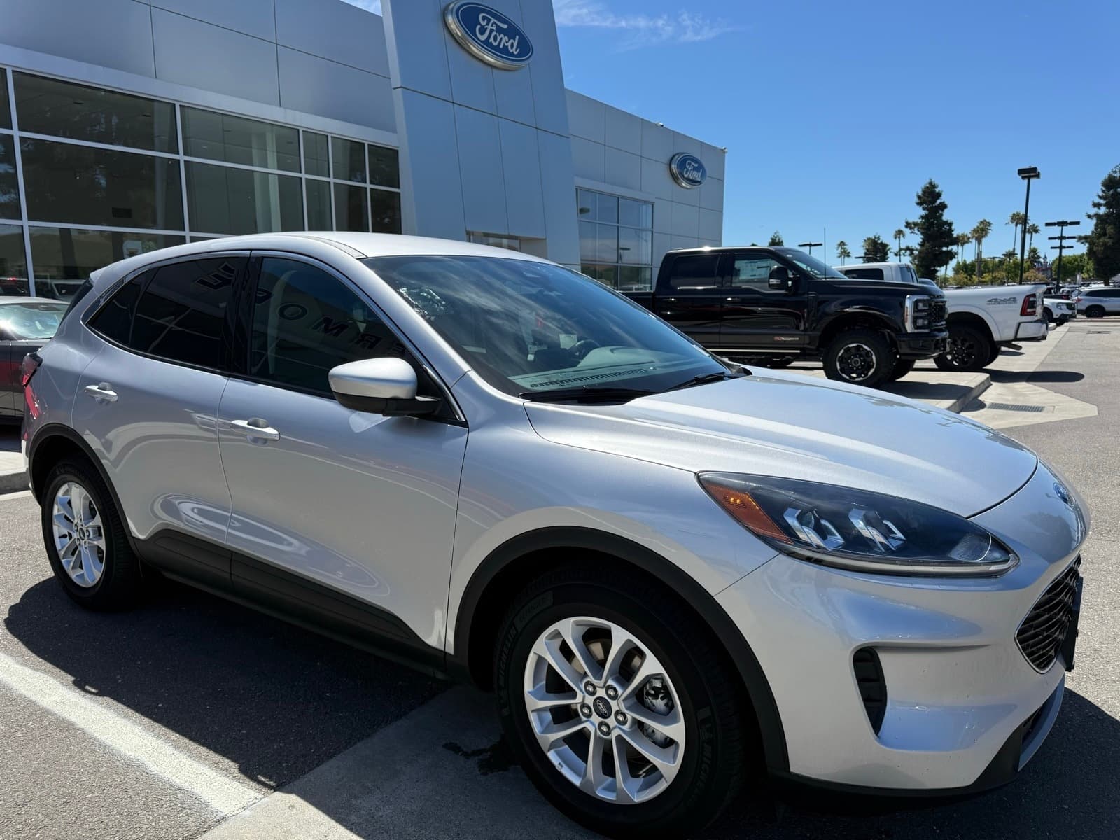 Foto de 2020 Ford Escape SE