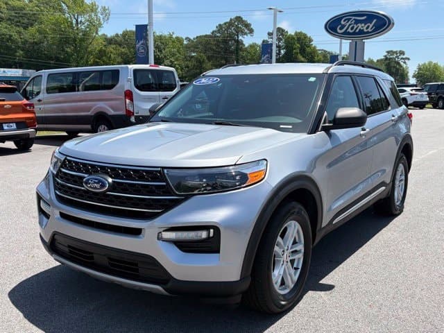 2022 Ford Explorer XLT — photo 1 of 29