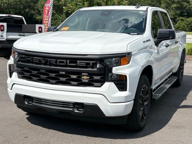 2023 Chevrolet Silverado 1500 Custom — photo 1 of 15