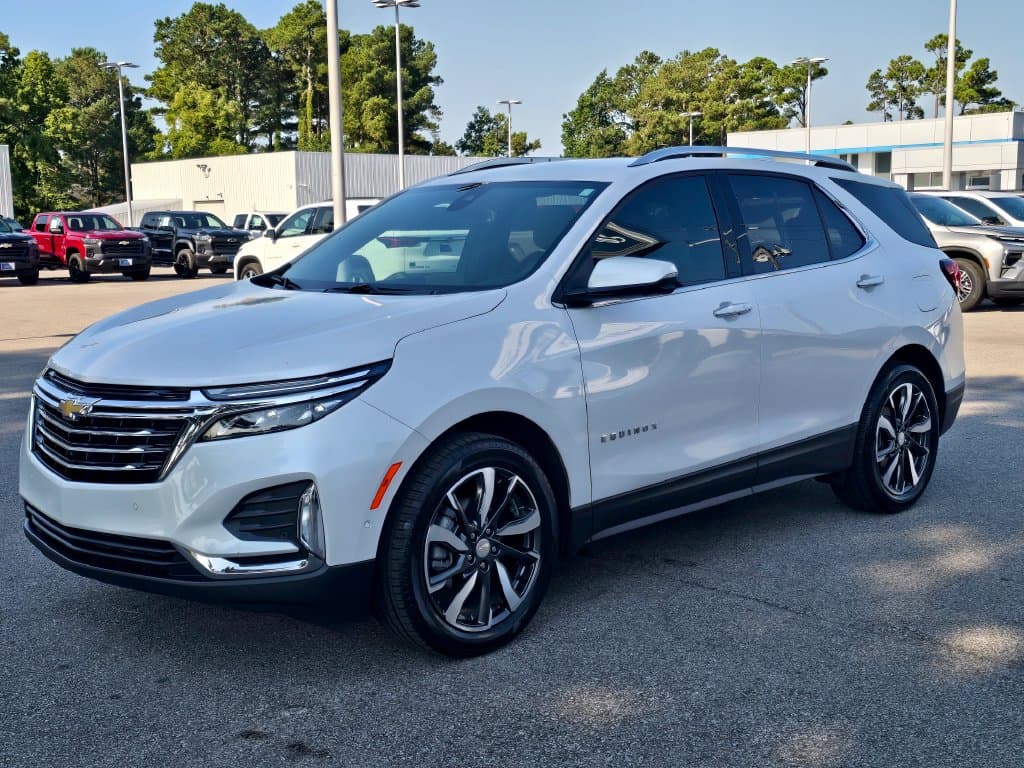 2024 Chevrolet Equinox Premier — photo 1 of 30
