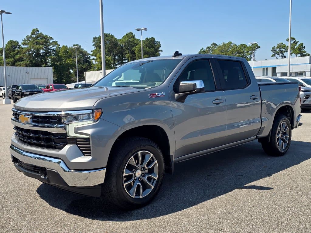 2026 Chevrolet Silverado 1500 LT — photo 1 of 30