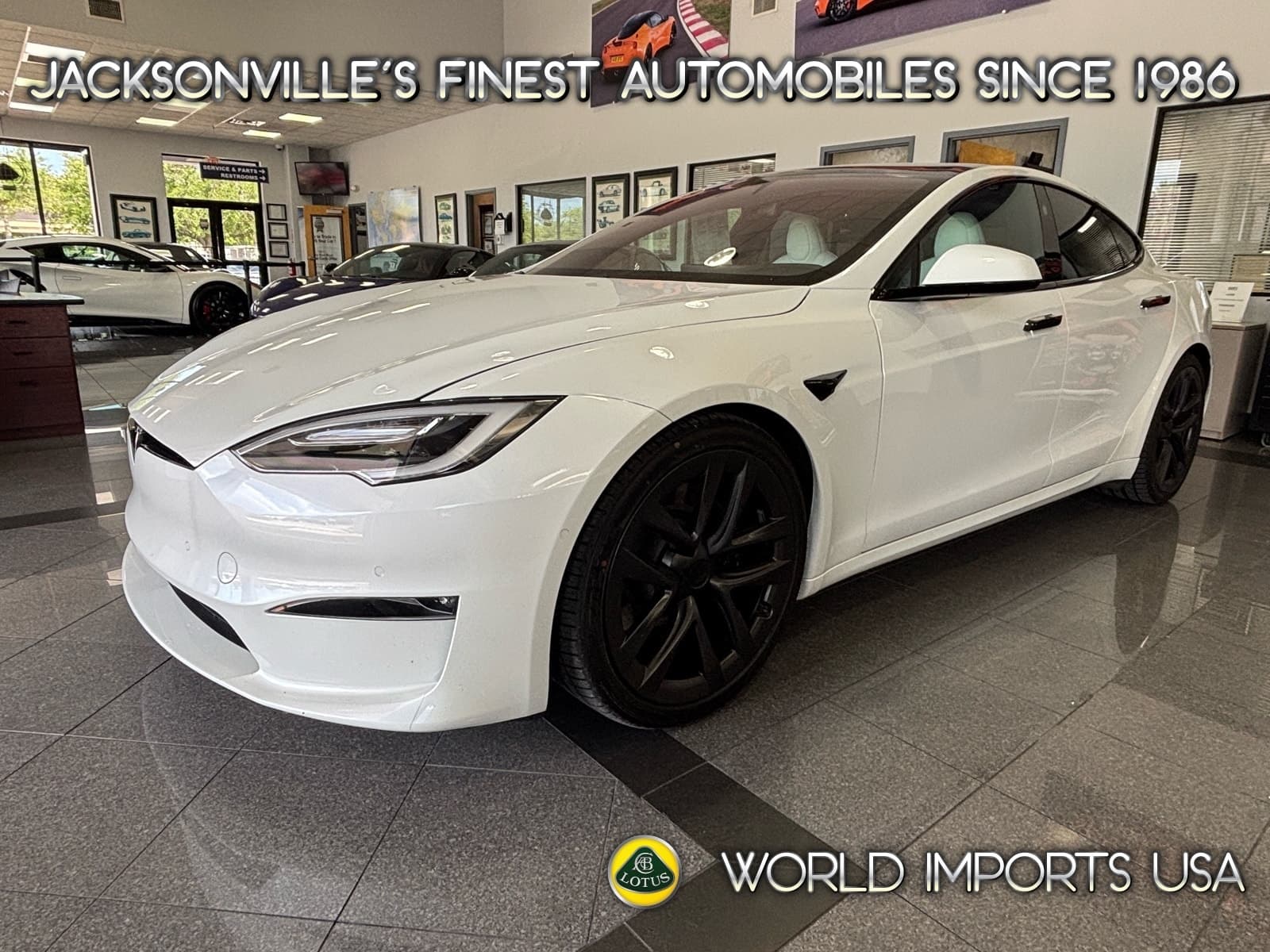 Foto de 2022 Tesla Model S Plaid