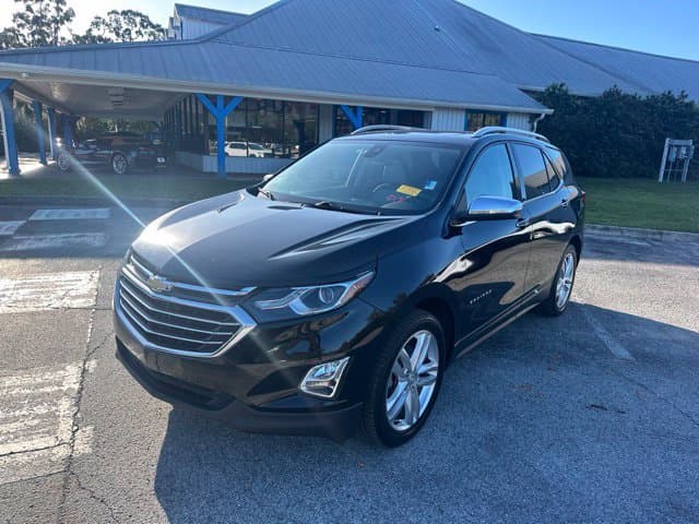 2018 Chevrolet Equinox Premier — photo 1 of 17