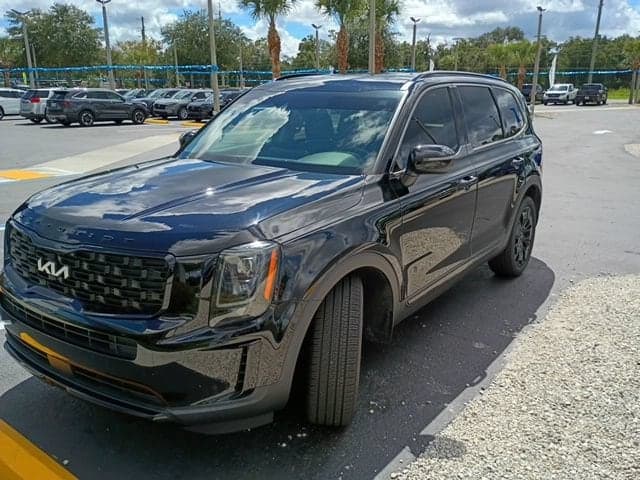 2022 Kia Telluride EX — photo 1 of 2