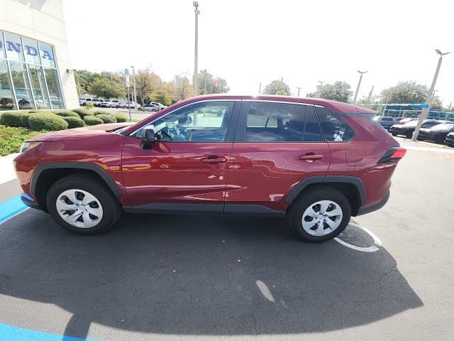 2025 Toyota RAV4 LE — photo 1 of 3