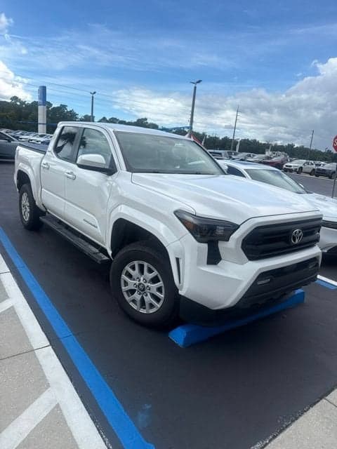 2024 Toyota Tacoma 2WD SR5 — photo 1 of 2