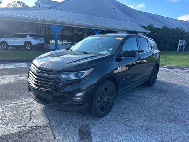 2020 Chevrolet Equinox LT — photo 1 of 16