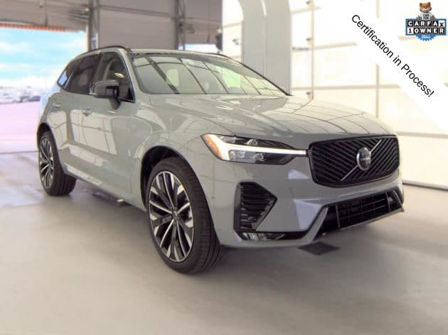 2026 Volvo XC60 Ultra — photo 1 of 14