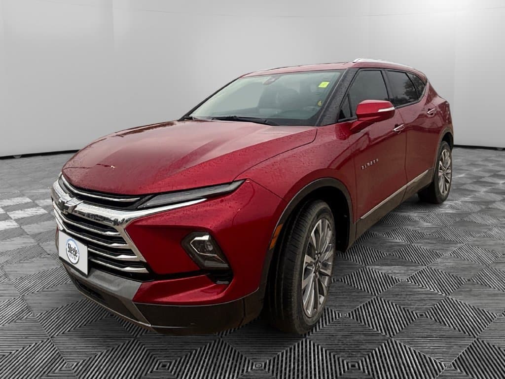 2023 Chevrolet Blazer Premier — photo 1 of 20
