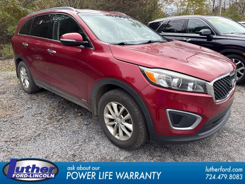 2016 Kia Sorento LX — photo 1 of 11
