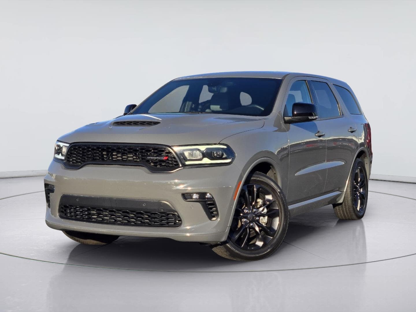 2022 Dodge Durango R/T — photo 1 of 36