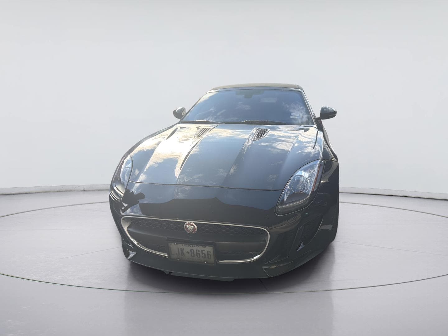 2017 Jaguar F-TYPE Premium — photo 1 of 3
