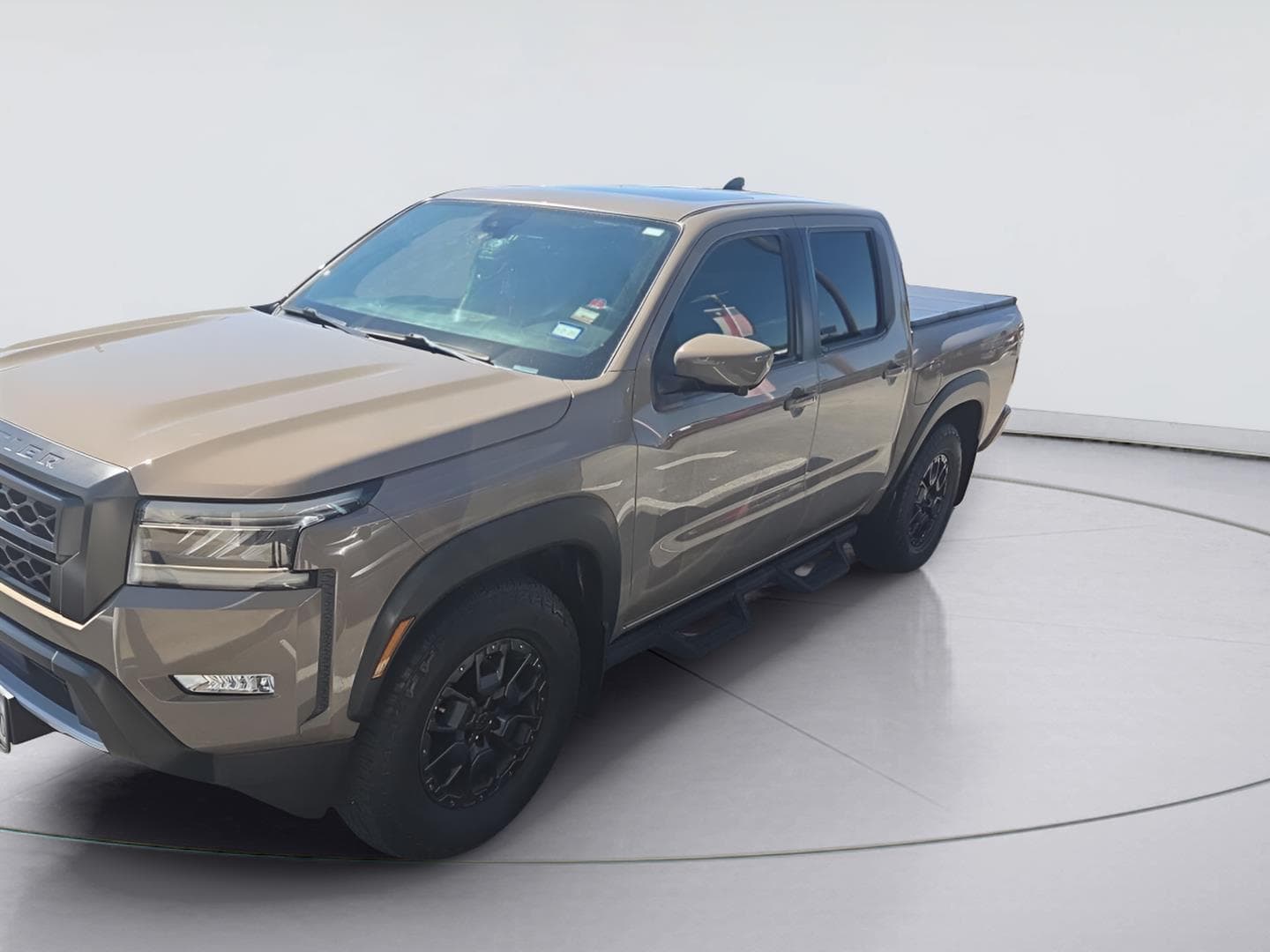 2024 Nissan Frontier PRO-X — photo 1 of 8