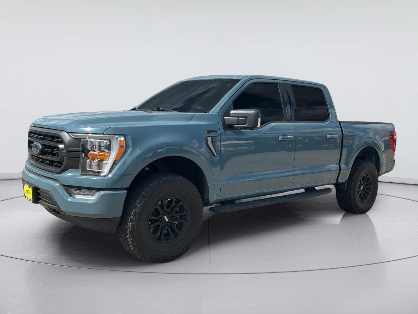 2023 Ford F-150 XLT — photo 1 of 12