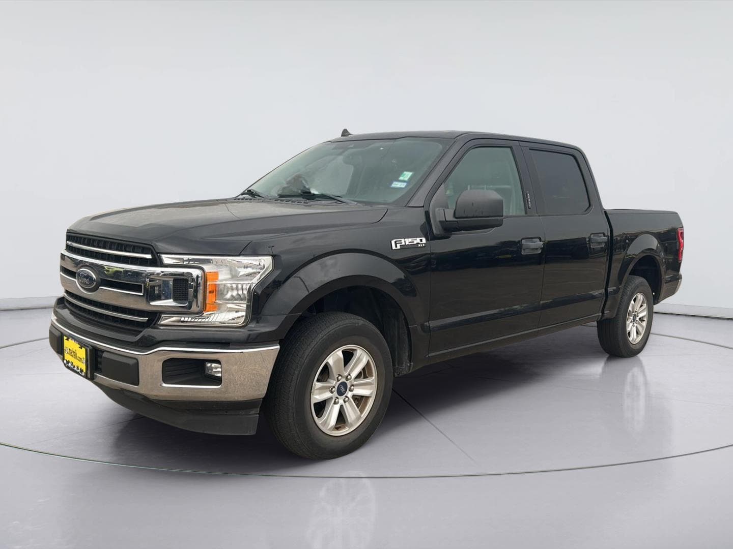 2020 Ford F-150 XLT — photo 1 of 10