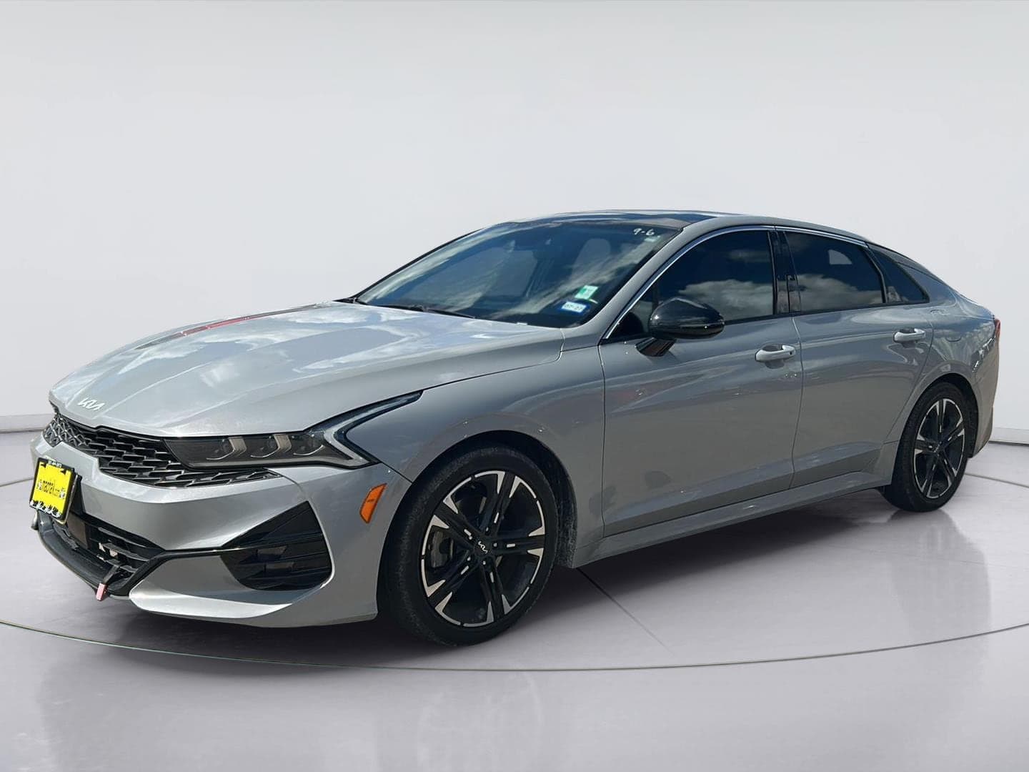 2024 Kia K5 GT-Line — photo 1 of 8