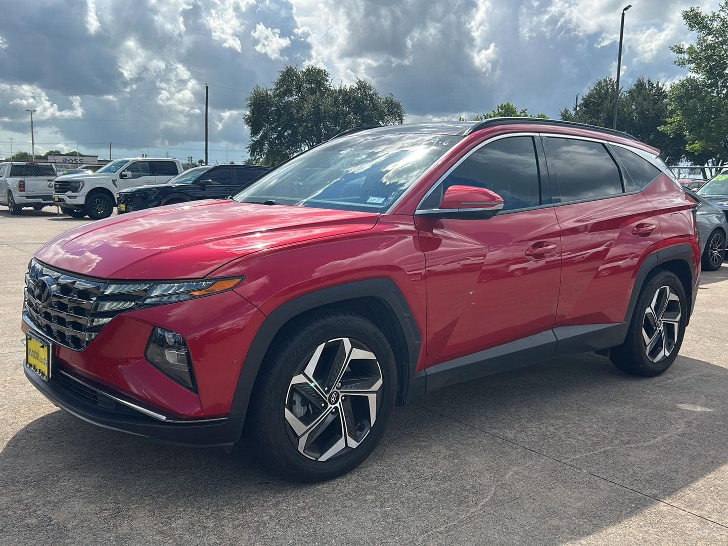 2023 Hyundai Tucson Limited — photo 1 of 11