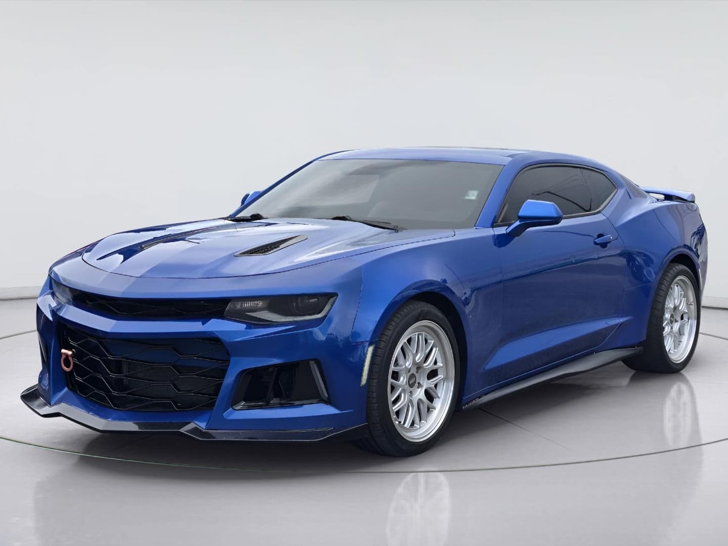 2017 Chevrolet Camaro 2SS — photo 1 of 31