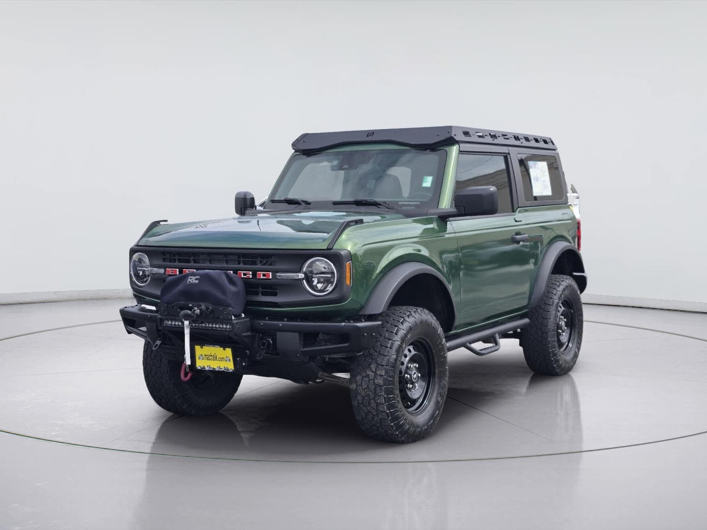 2022 Ford Bronco Black Diamond — photo 1 of 32