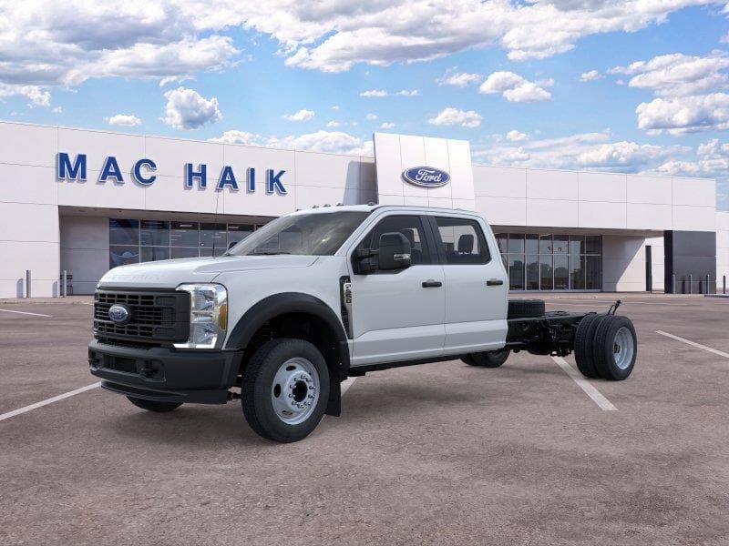 2026 Ford Super Duty F-550 DRW XL — photo 1 of 58