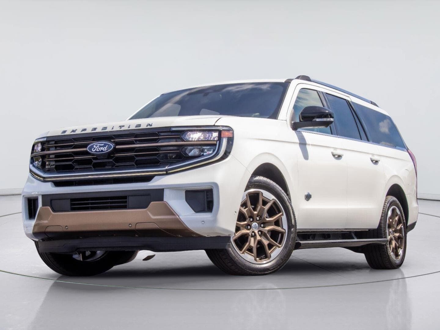2025 Ford Expedition Max King Ranch — photo 1 of 19