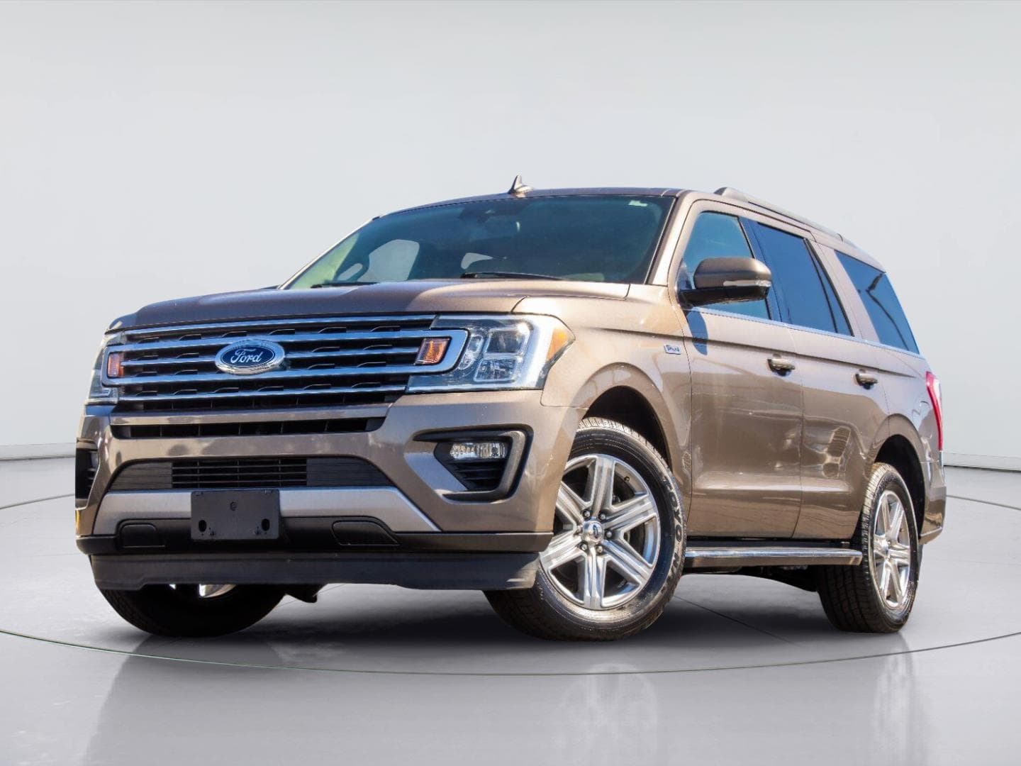 2019 Ford Expedition XLT — photo 1 of 16
