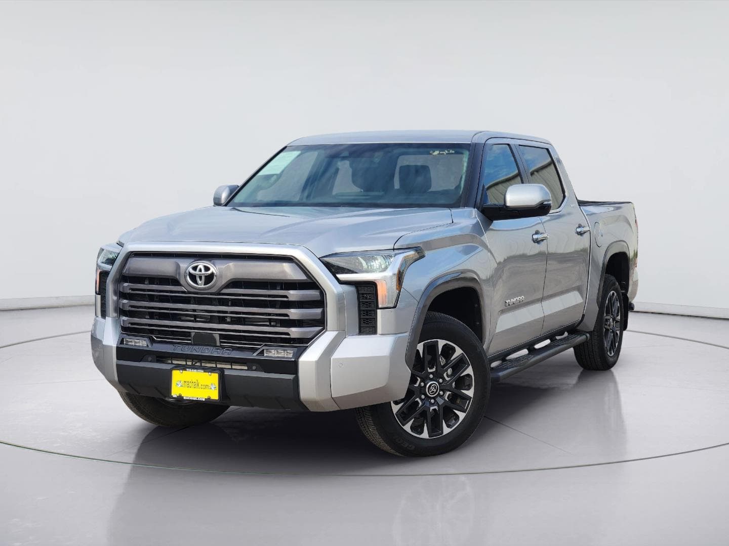 2024 Toyota Tundra 4WD Limited — photo 1 of 31