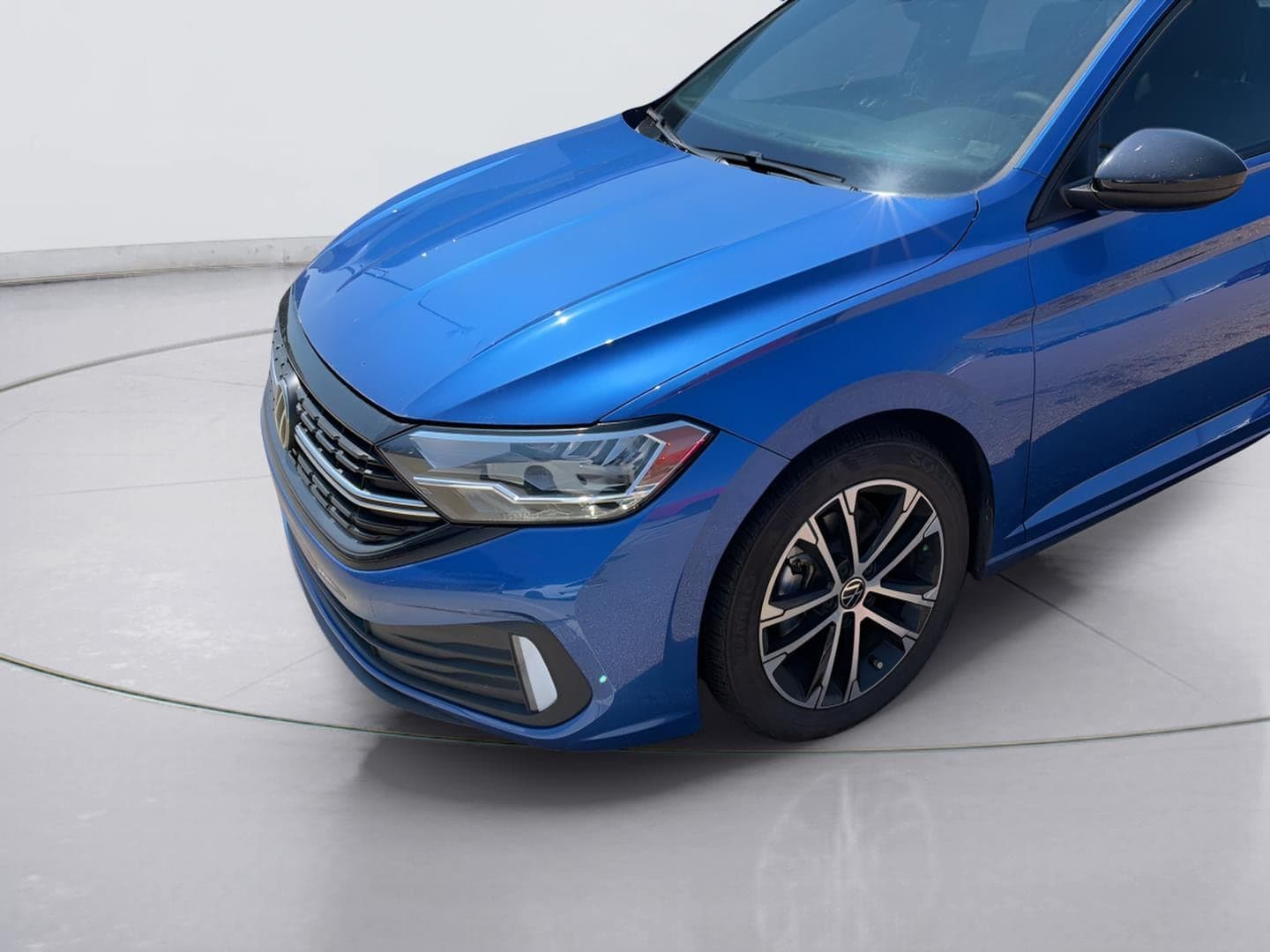 2023 Volkswagen Jetta Sport — photo 1 of 15