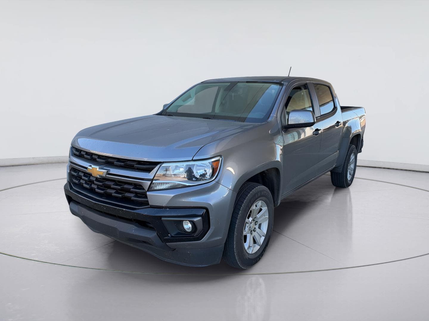 2021 Chevrolet Colorado 2WD LT — photo 1 of 6