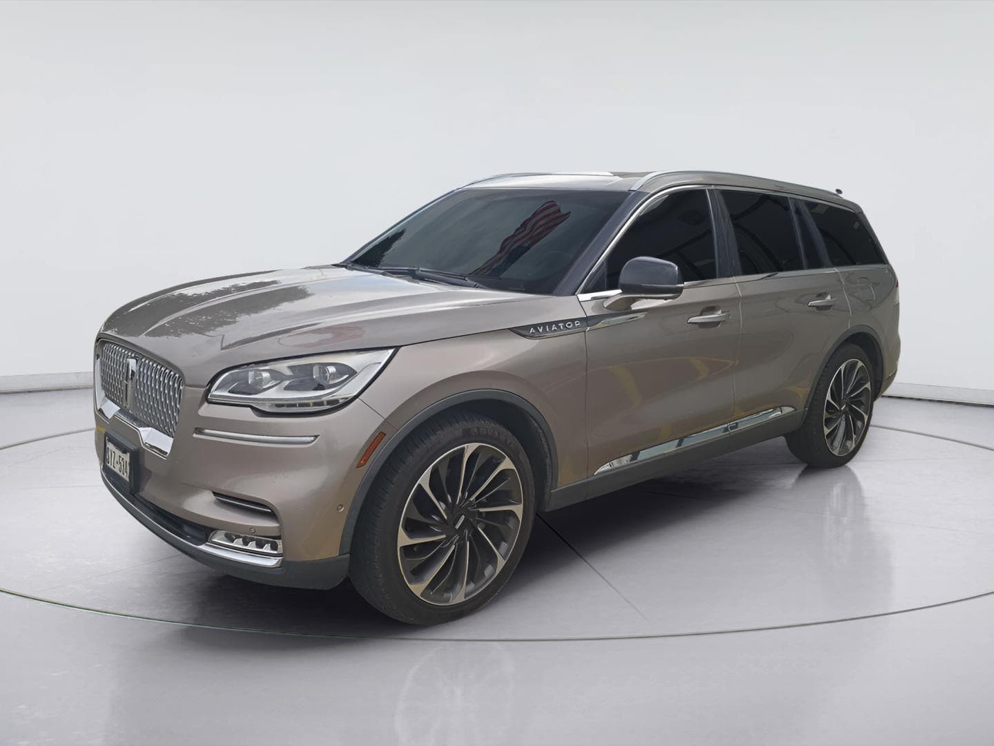 2020 Lincoln Aviator Reserve — photo 1 of 8