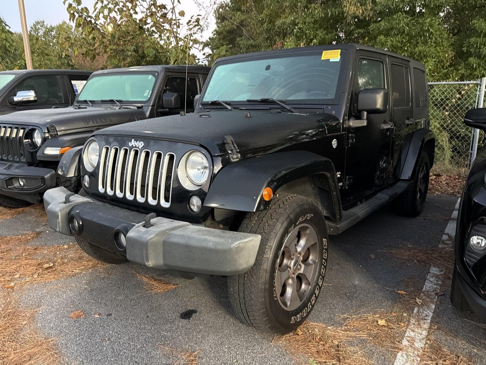 2016 Jeep Wrangler Unlimited Sahara — photo 1 of 10