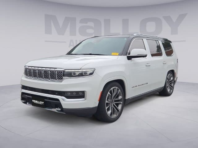 2022 Jeep Grand Wagoneer Series III — photo 1 of 9