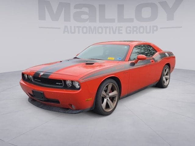 2008 Dodge Challenger SRT8 — photo 1 of 9