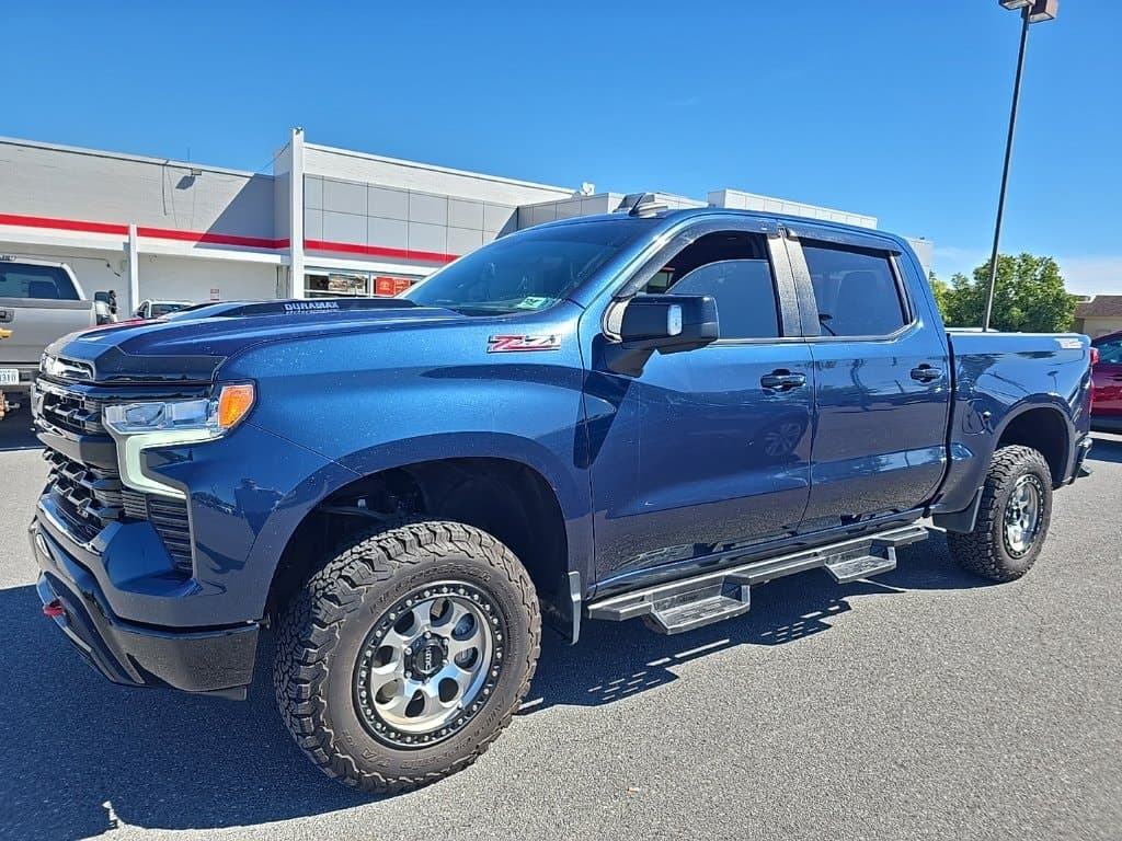 2022 Chevrolet Silverado 1500 LT Trail Boss — photo 1 of 4