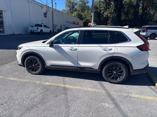 2025 Honda CR-V Hybrid Sport-L — photo 1 of 3