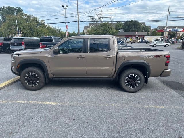2023 Nissan Frontier PRO-4X — photo 1 of 7